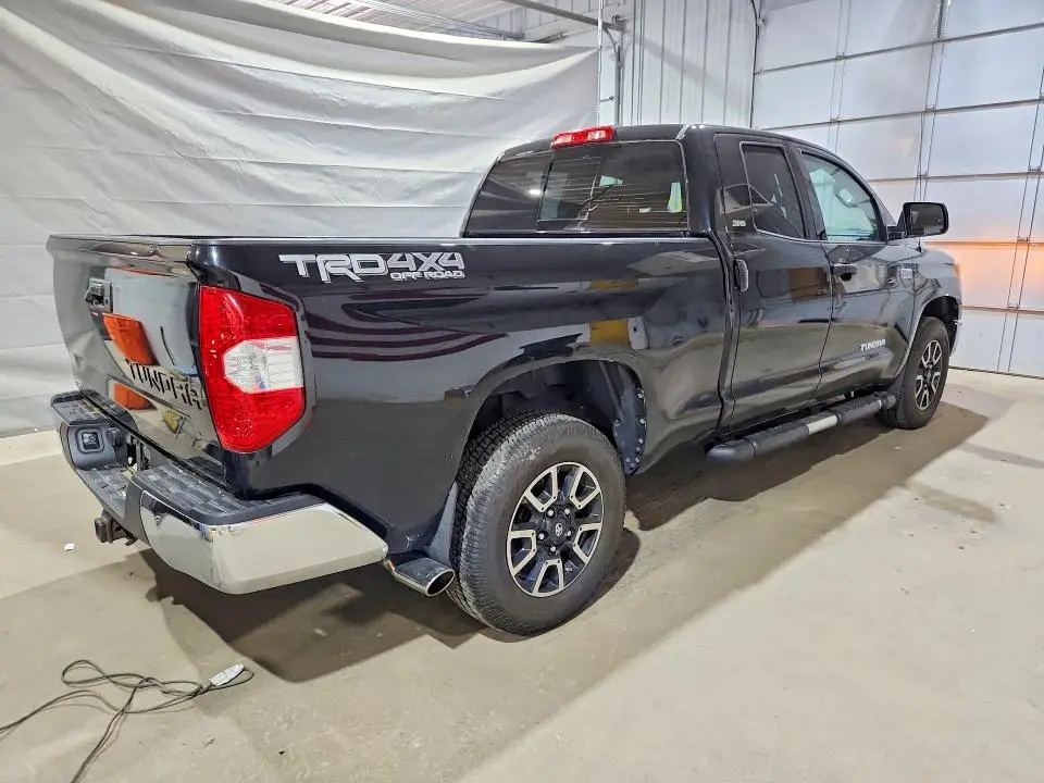 2015 TOYOTA TUNDRA SR5  