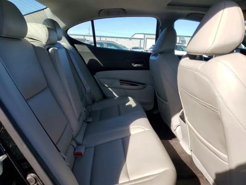 2015 ACURA TLX   