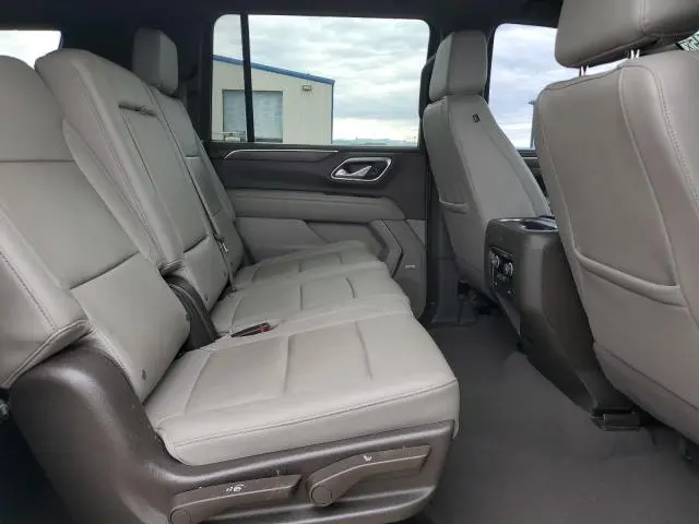 2023 CHEVROLET SUBURBAN C1500 LT  