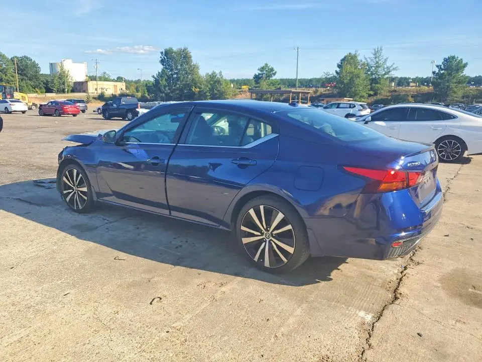 2021 NISSAN ALTIMA SR  