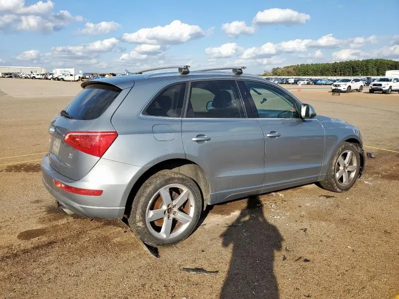 2010 AUDI Q5 PREMIUM PLUS  