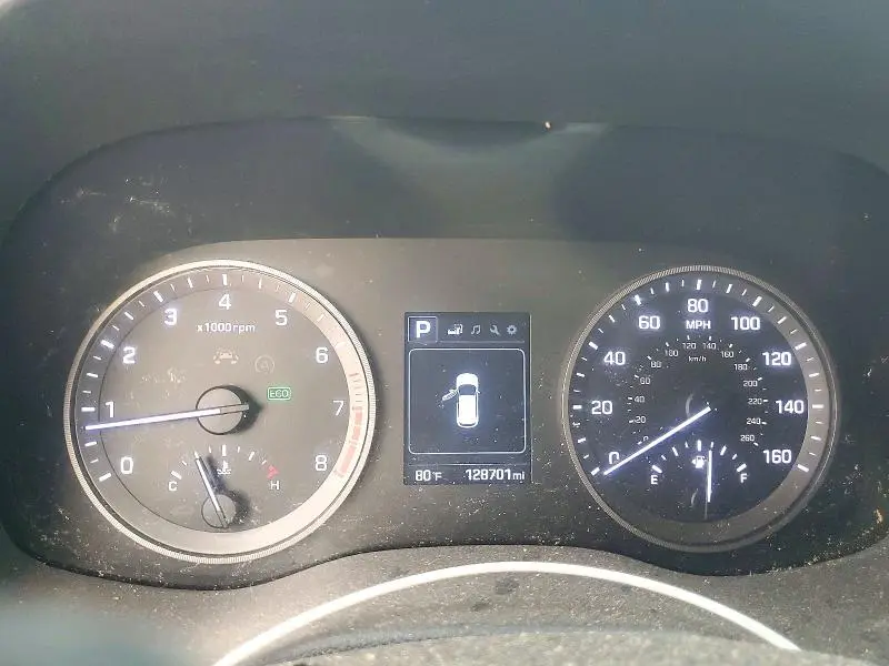 2016 HYUNDAI TUCSON SE  