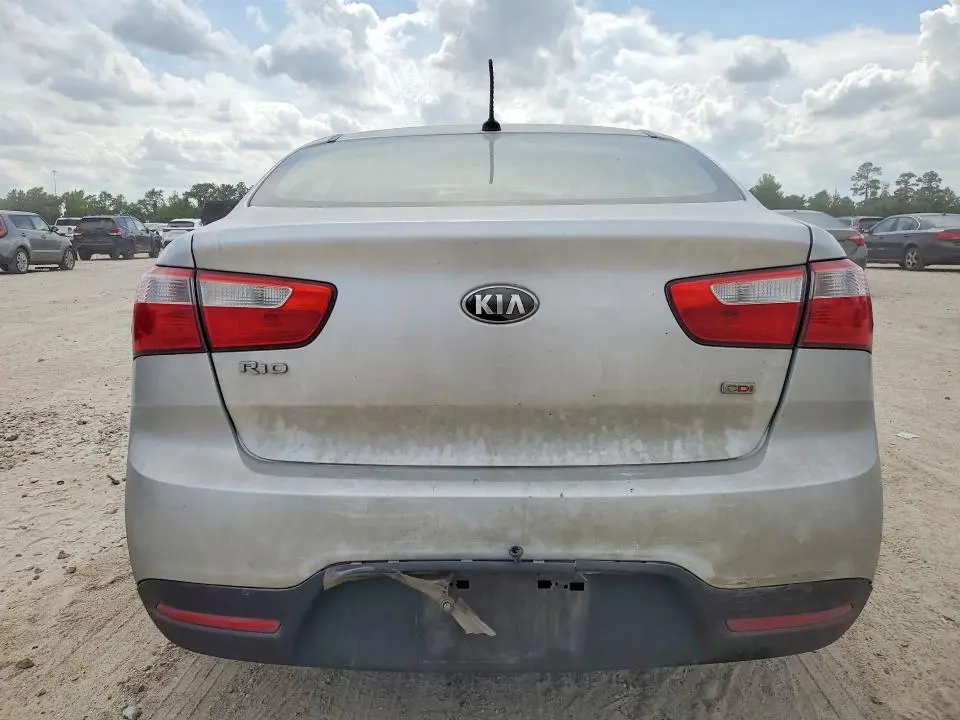 2015 KIA RIO LX  