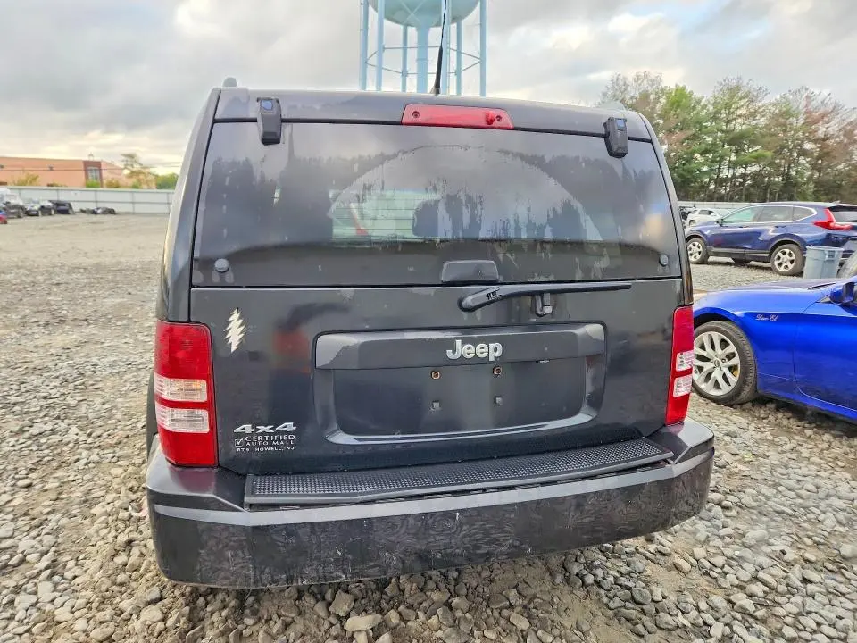 2011 JEEP LIBERTY SPORT  