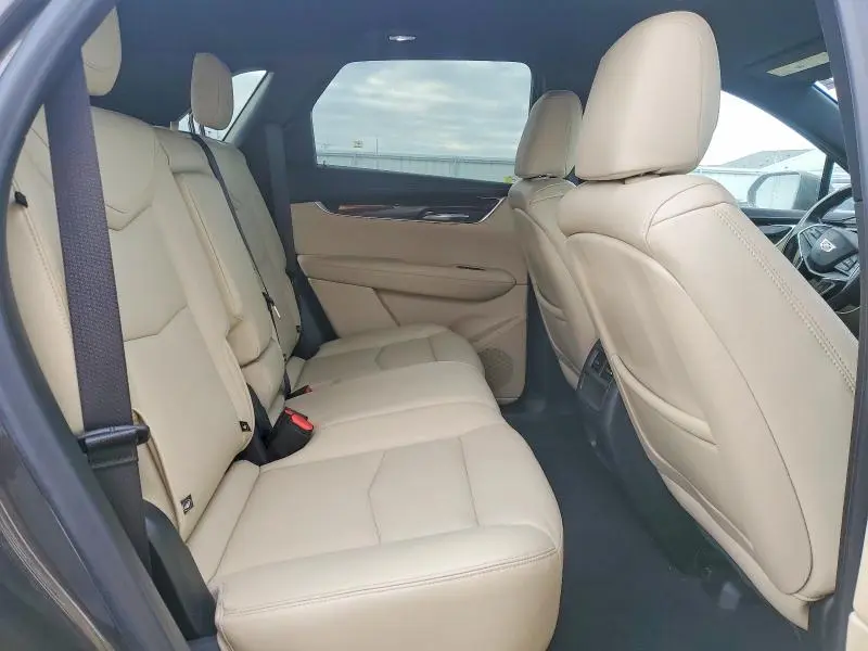 2019 CADILLAC XT5   