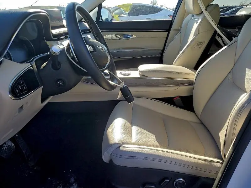 2024 GENESIS GV70 BASE  