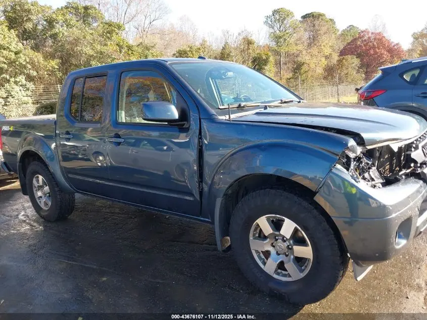 2013 NISSAN FRONTIER PRO-4X