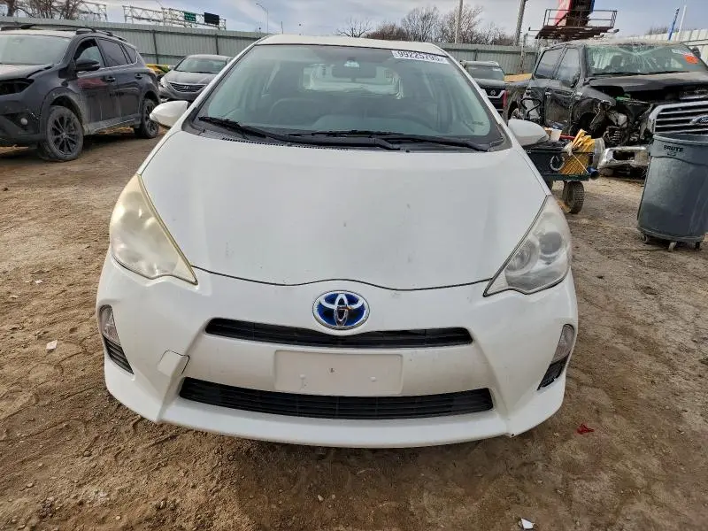 2013 TOYOTA PRIUS C TWO  