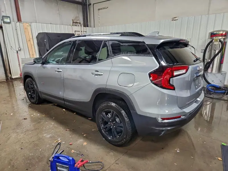 2024 GMC TERRAIN AT4  