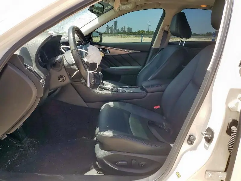 2016 INFINITI Q50 BASE  
