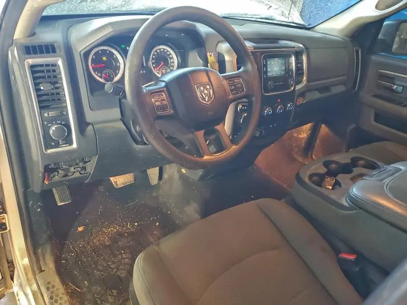 2015 RAM 1500 SLT  