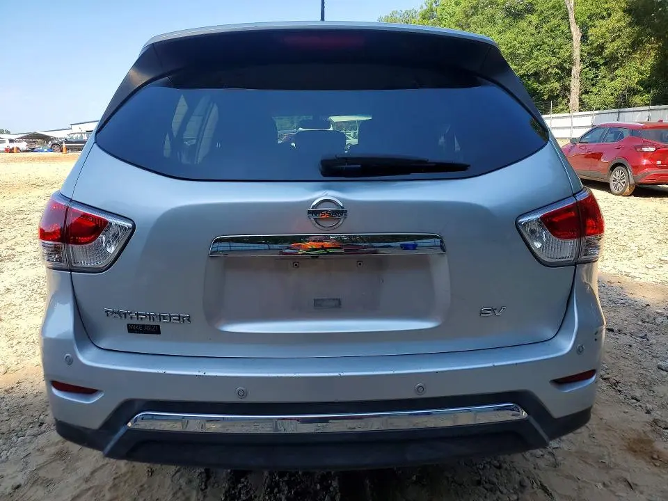 2016 NISSAN PATHFINDER SV  