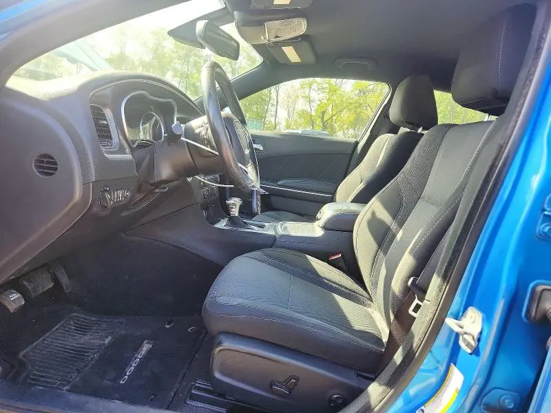 2015 DODGE CHARGER SXT  