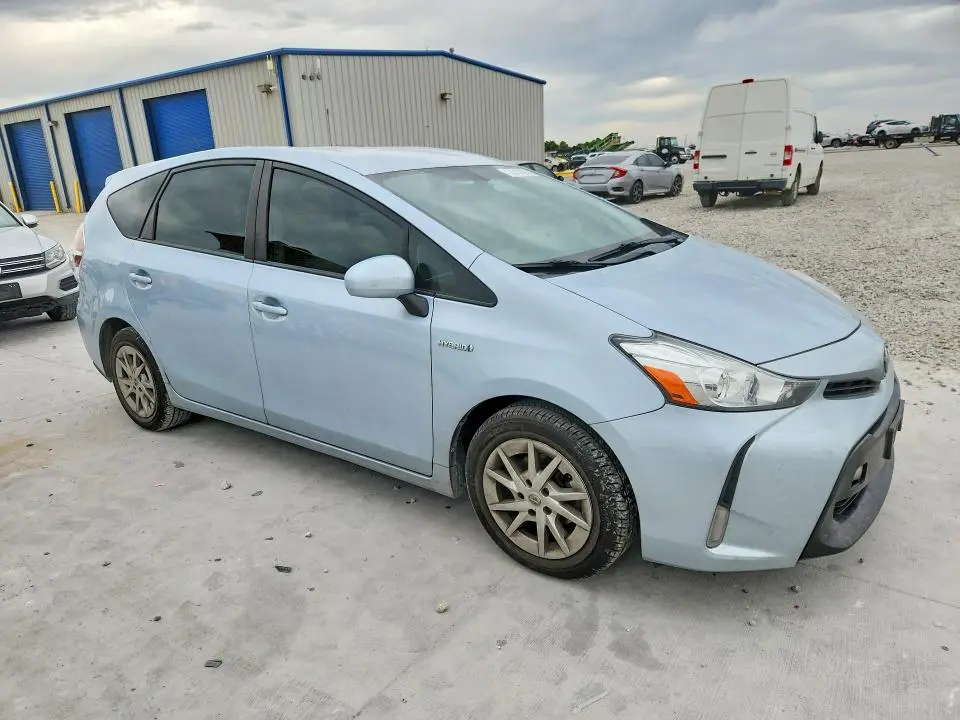 2016 TOYOTA PRIUS V FOUR  