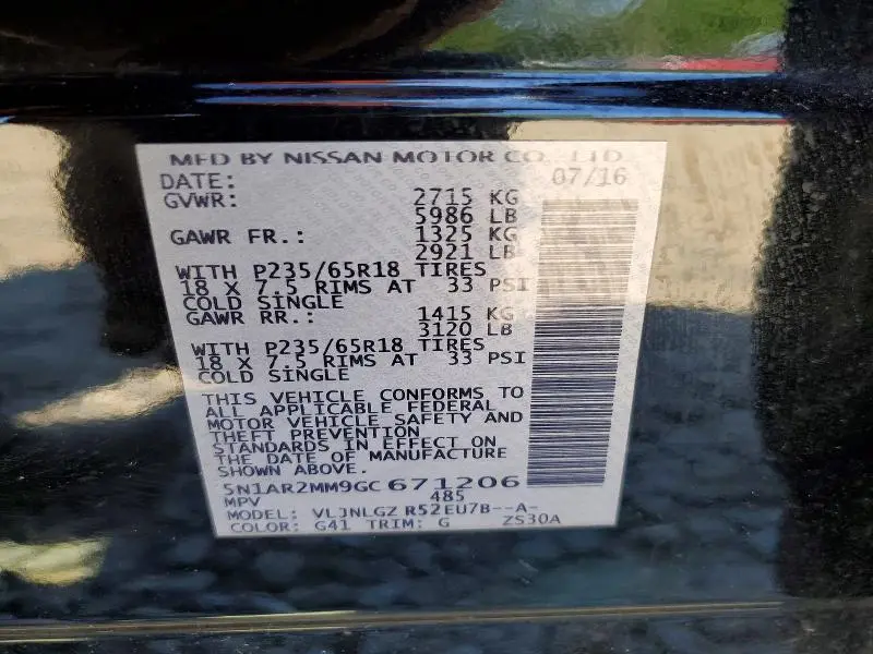 2016 NISSAN PATHFINDER SL  