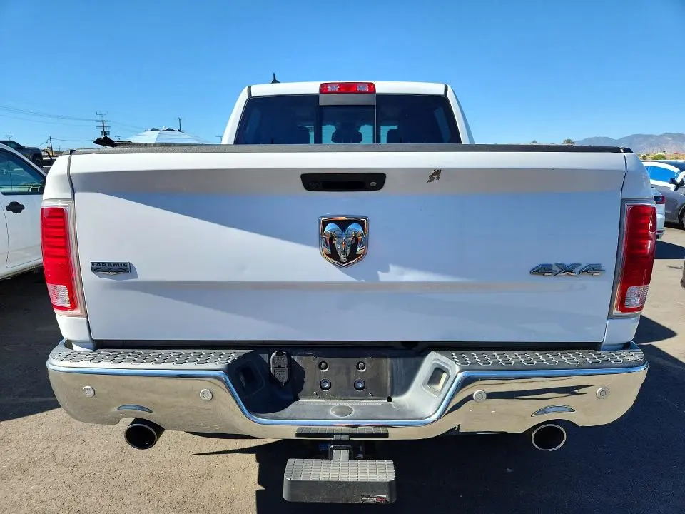 2018 RAM 1500 LARAMIE  