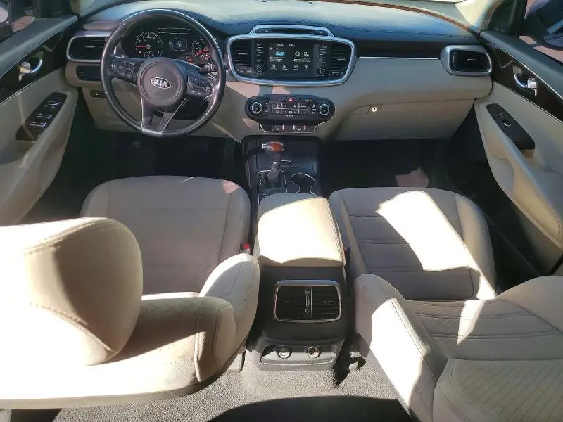 2018 KIA SORENTO LX  