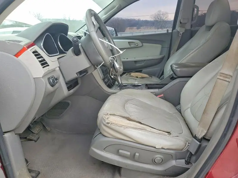 2011 CHEVROLET TRAVERSE L   