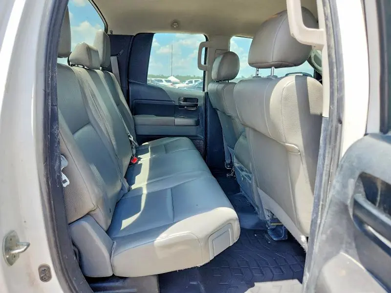 2011 TOYOTA TUNDRA DOUBLE CAB SR5  