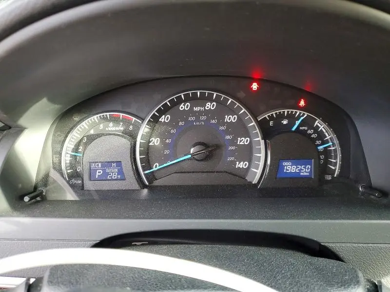 2012 TOYOTA CAMRY BASE  