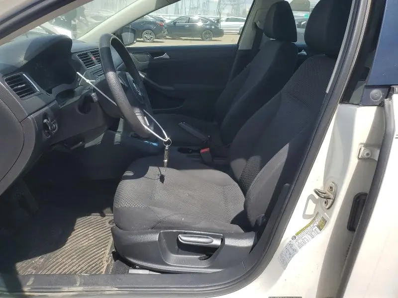 2012 VOLKSWAGEN JETTA BASE  