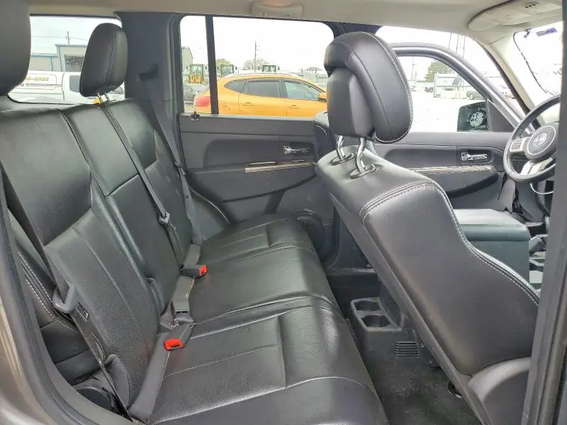 2012 JEEP LIBERTY JET  