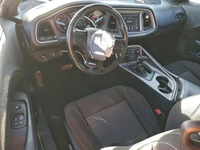 2021 DODGE CHALLENGER SXT  