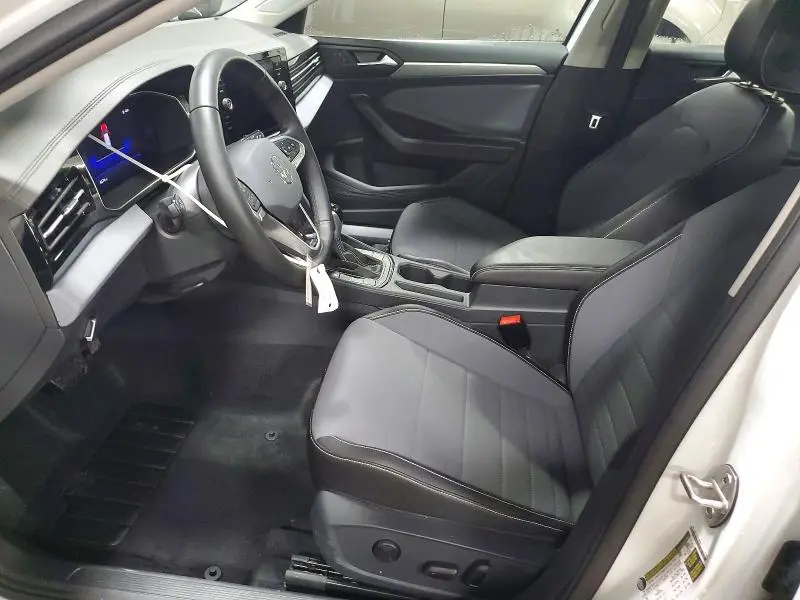 2025 VOLKSWAGEN JETTA SE  