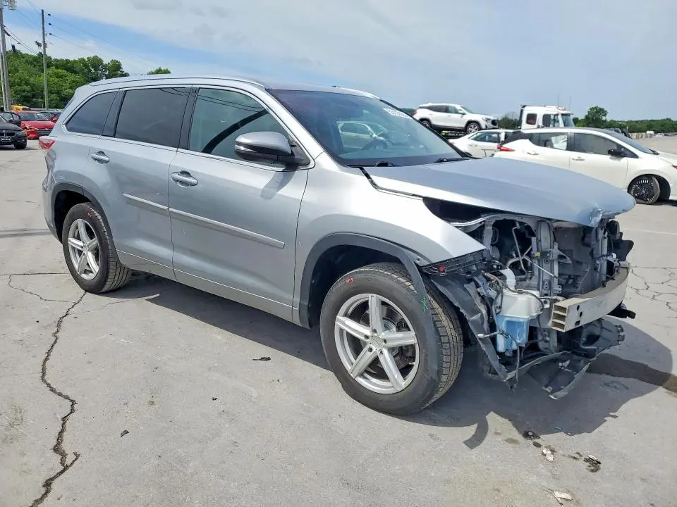 2014 TOYOTA HIGHLANDER XLE  