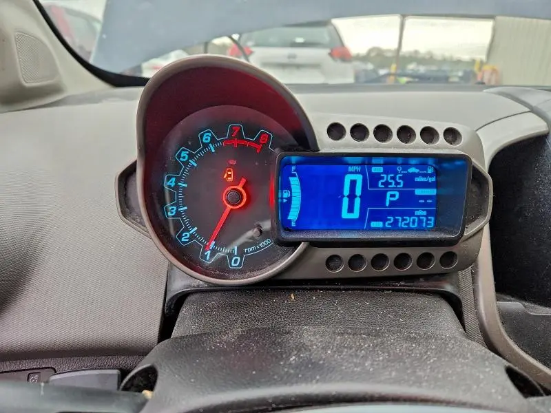 2016 CHEVROLET SONIC LT  