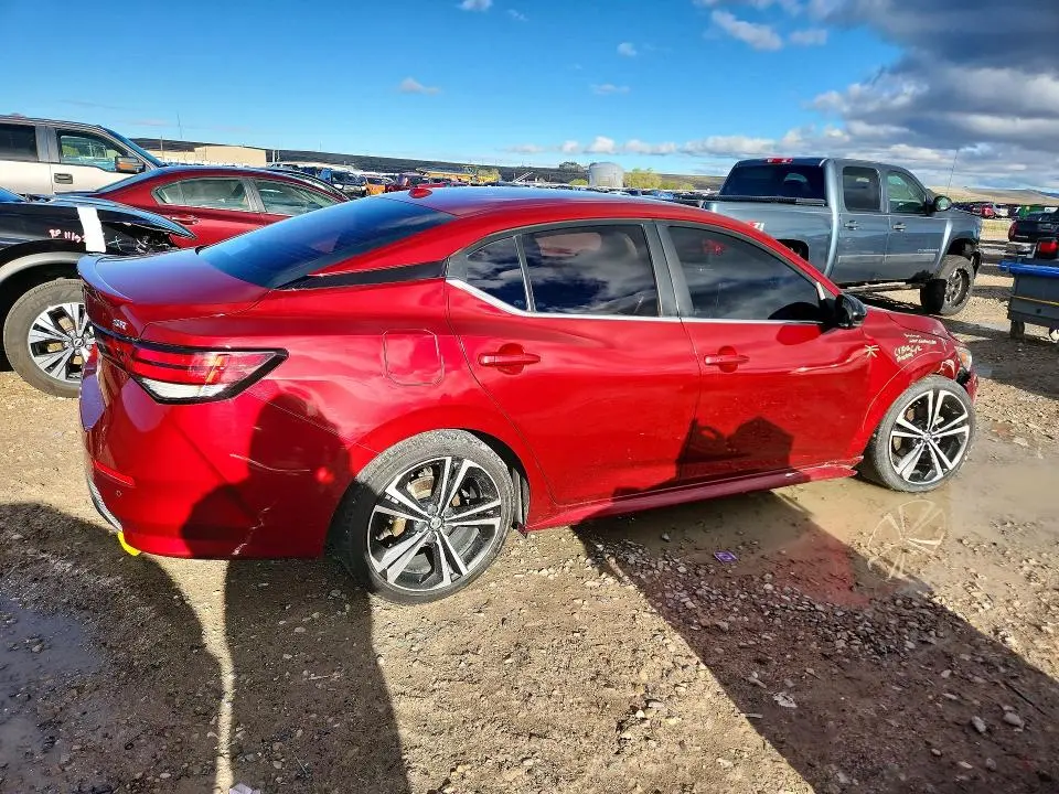 2021 NISSAN SENTRA SR  