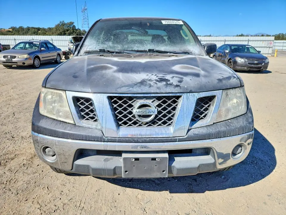 2010 NISSAN FRONTIER SE V6  