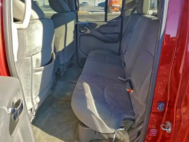 2018 NISSAN FRONTIER SV  