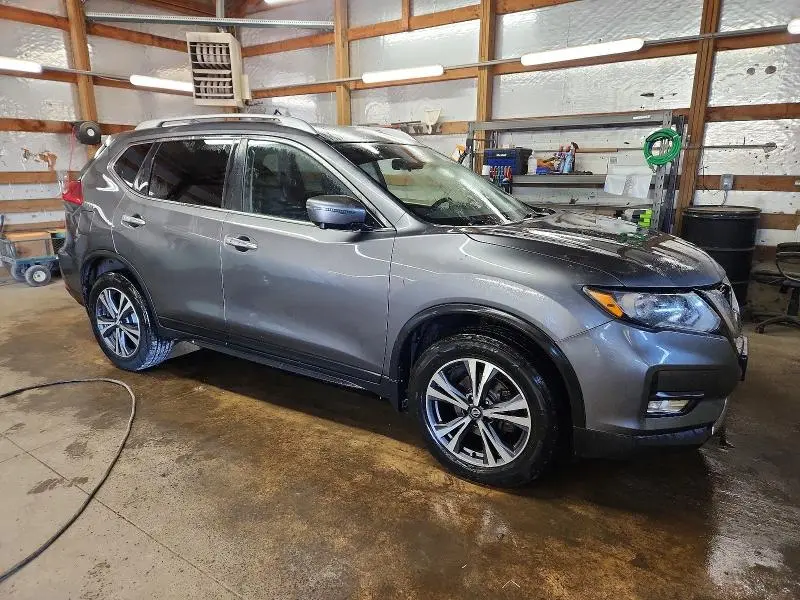 2019 NISSAN ROGUE S  