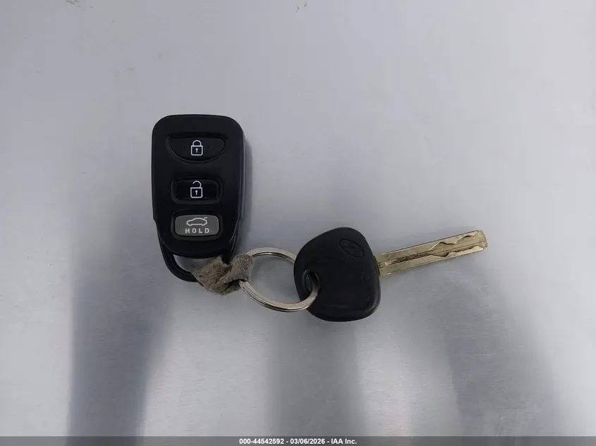 2014 HYUNDAI SONATA GLS