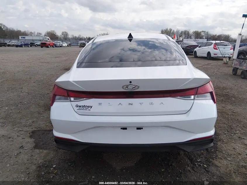 2021 HYUNDAI ELANTRA SEL