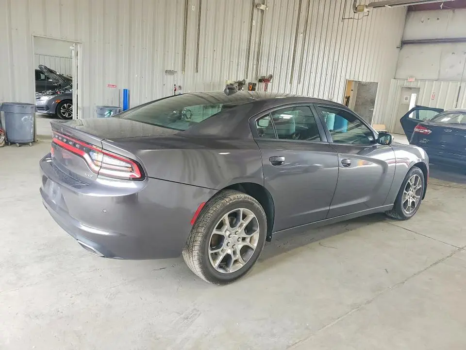 2015 DODGE CHARGER SXT  