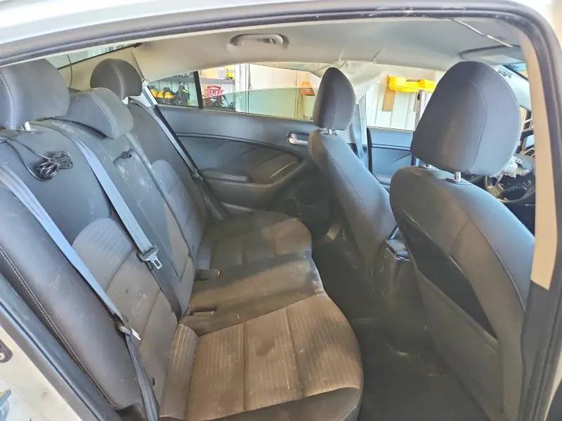 2018 KIA FORTE LX  