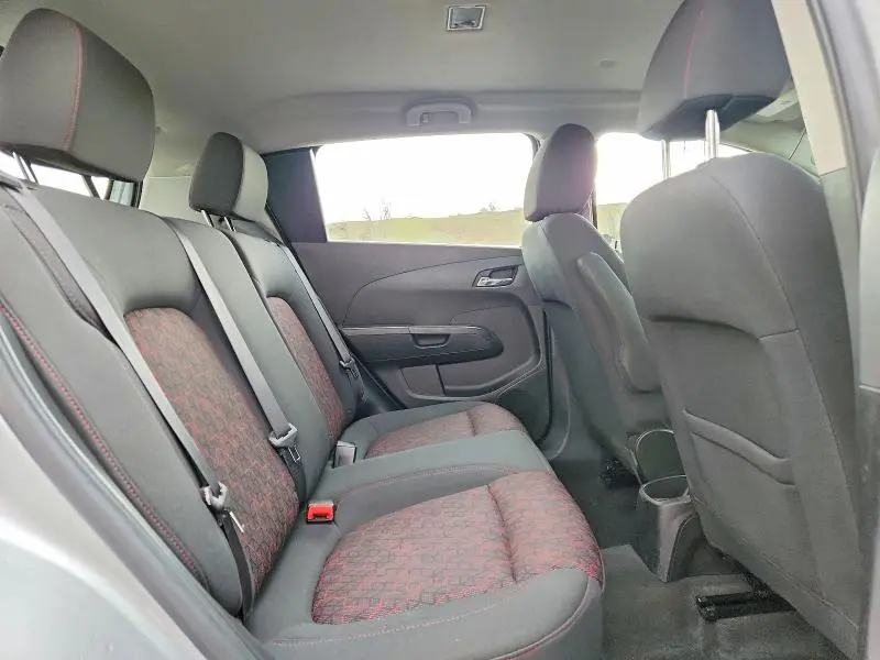 2017 CHEVROLET SONIC LT  