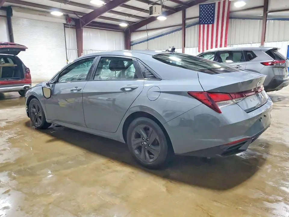 2021 HYUNDAI ELANTRA SEL  