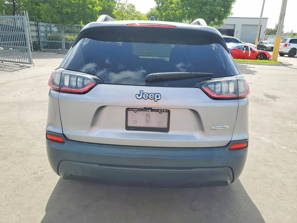 2019 JEEP CHEROKEE LATITUDE PLUS  