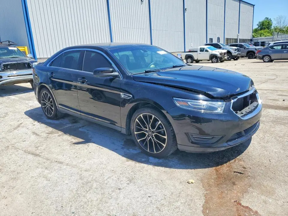 2017 FORD TAURUS SEL  