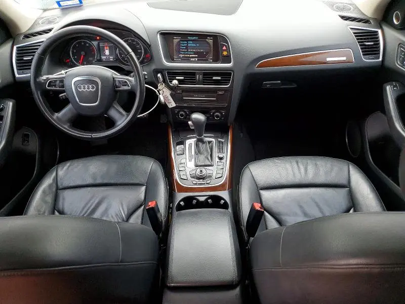 2011 AUDI Q5 PREMIUM PLUS  