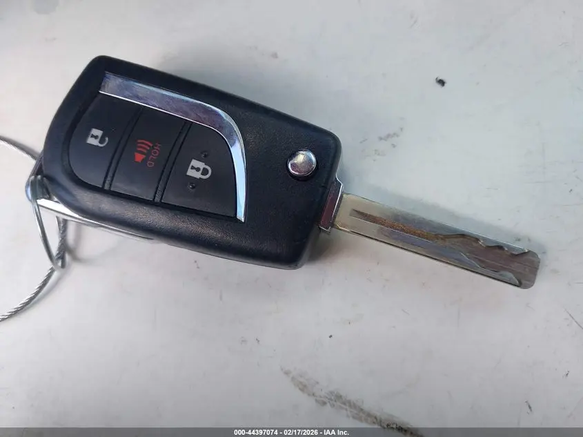 2018 TOYOTA COROLLA IM  