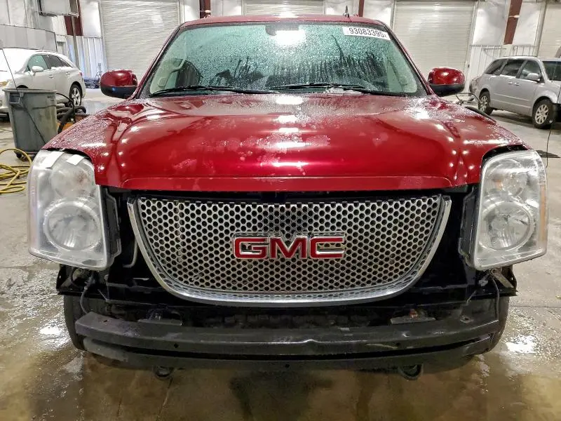 2011 GMC YUKON XL DENALI  