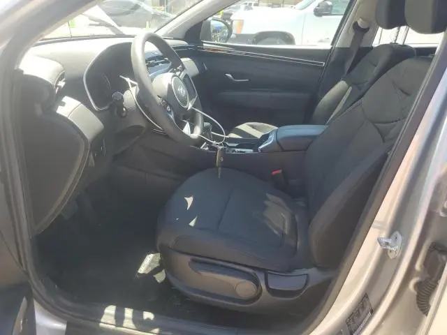 2022 HYUNDAI TUCSON SE  