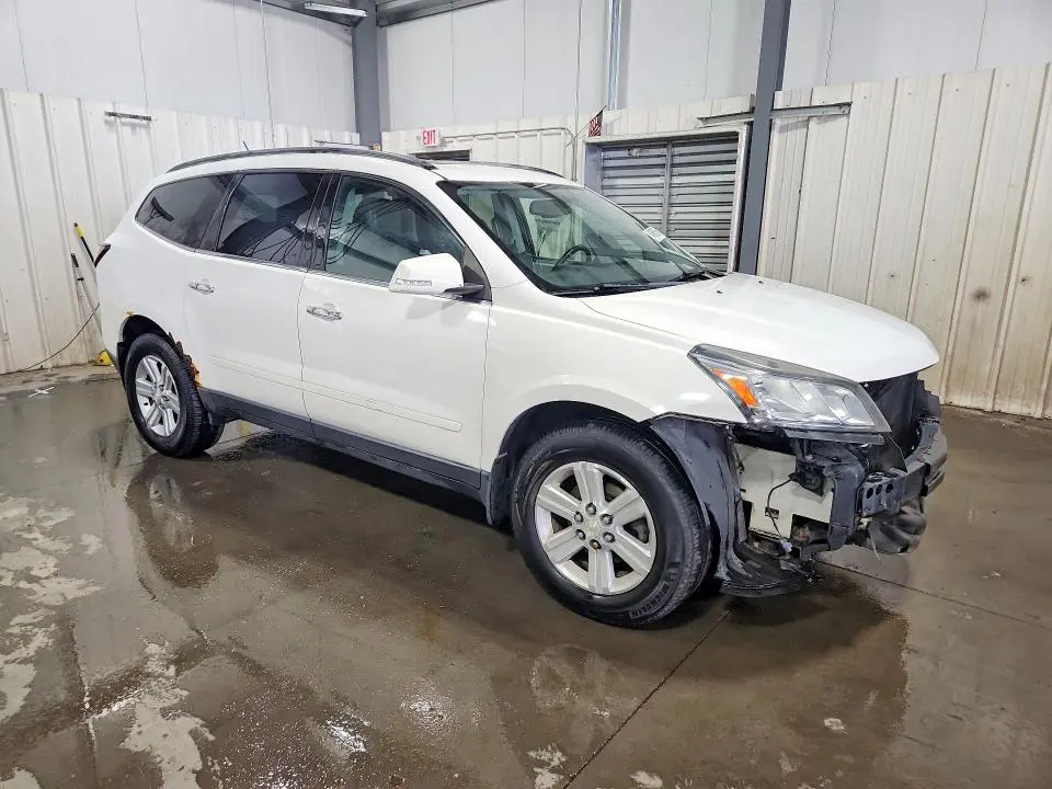 2013 CHEVROLET TRAVERSE LT  