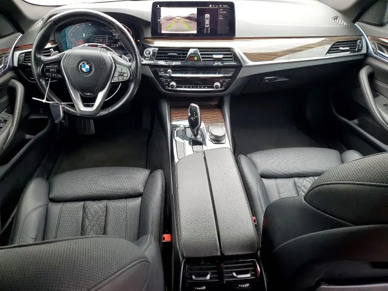 2021 BMW 530 I  