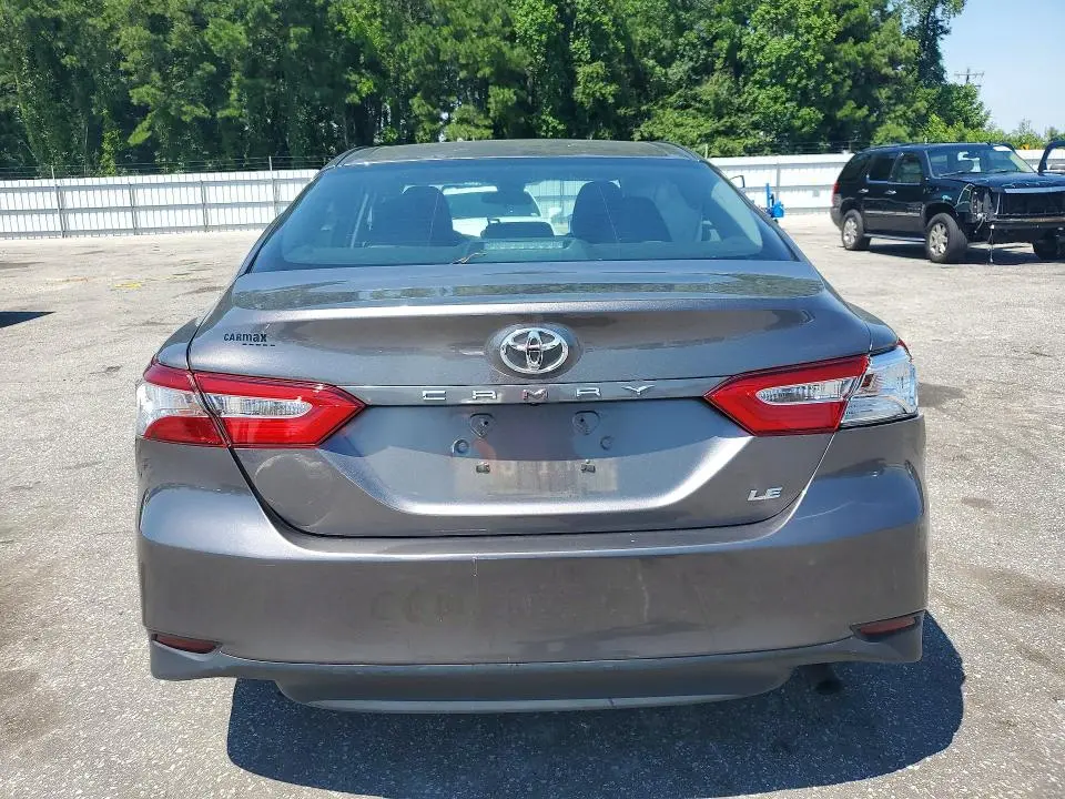 2018 TOYOTA CAMRY LE  