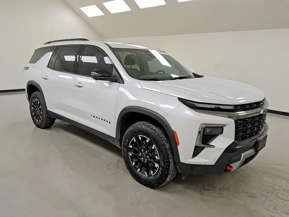 2024 CHEVROLET TRAVERSE LT Z71  